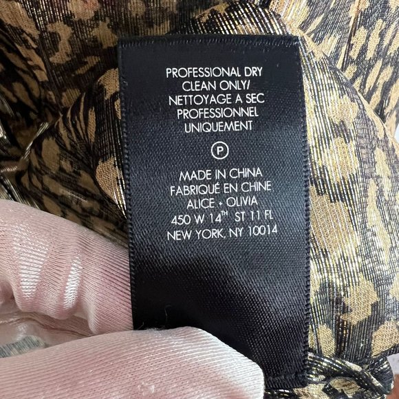 NWT alice + olivia SILK Blend‎ Leopard Print V neck Ruffle Trim Blouse SMALL - Picture 15 of 15